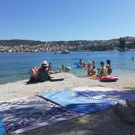 Apartman Pontis Okrug Gornji Trogir Luaran gambar